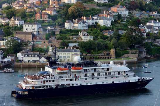 08 July 2021 - 20-58-01

-------------------
Cruise ship Hebridean Sky departs Dartmouth